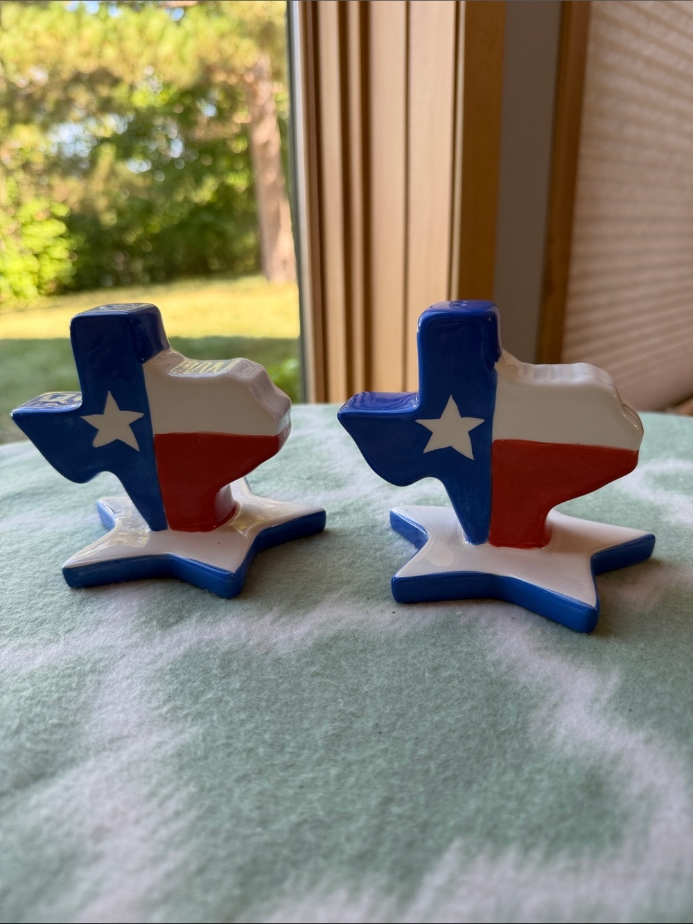 Texas Flag Ceramic Salt and Pepper Shakers by Clay Art - Blue, Red & White